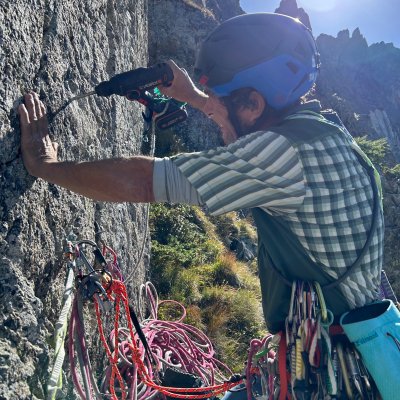 Drill, bolt and climb in the Adamello range